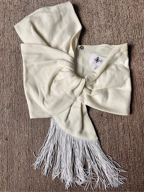Just Bee Queen Fringe Scarf in Cream & Gray Size XS Like New